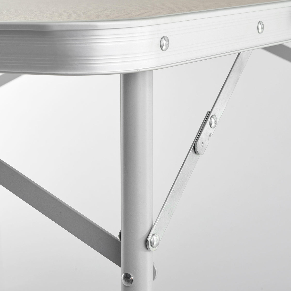 Quechua FOLDING CAMPING TABLE - 4 PEOPLE