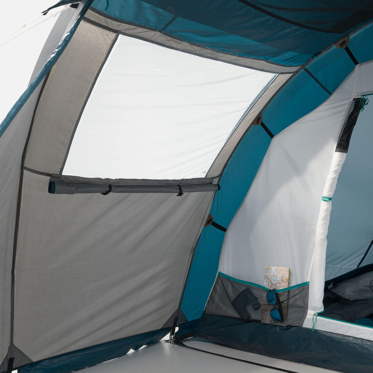 Quechua 4 Man Tent 