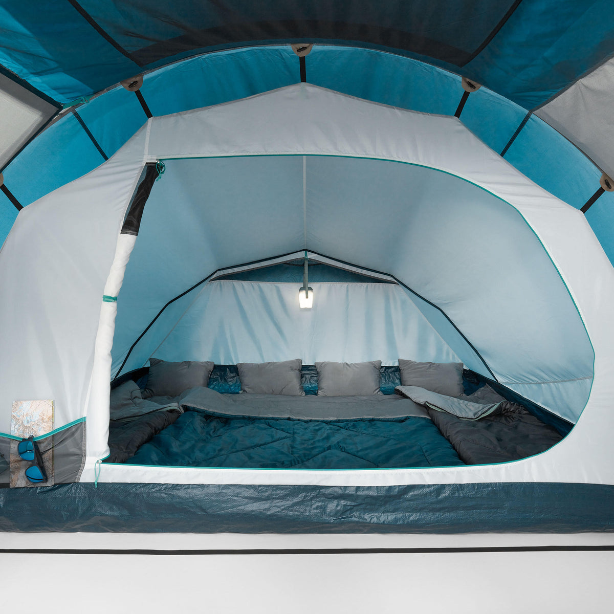 Quechua 4 Man Tent 