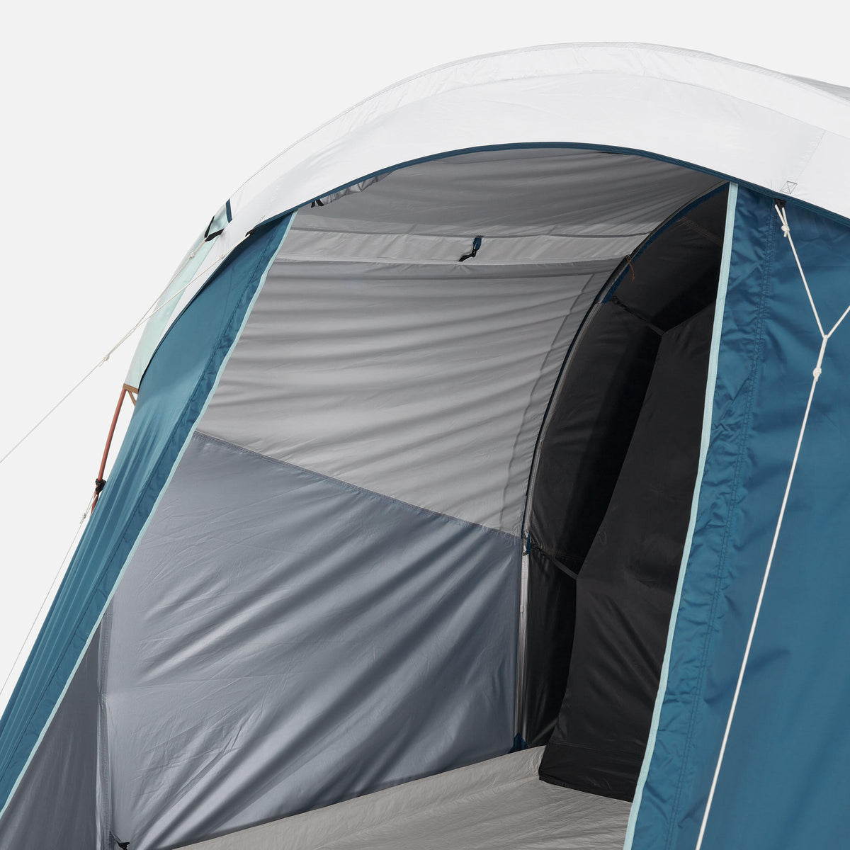 Quechua 4 Man Blackout Tent With Poles 