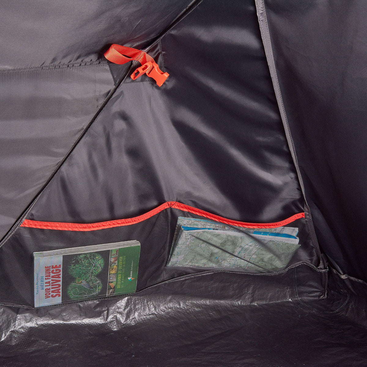 Quechua 3 Man Pop-Up Blackout Tent 