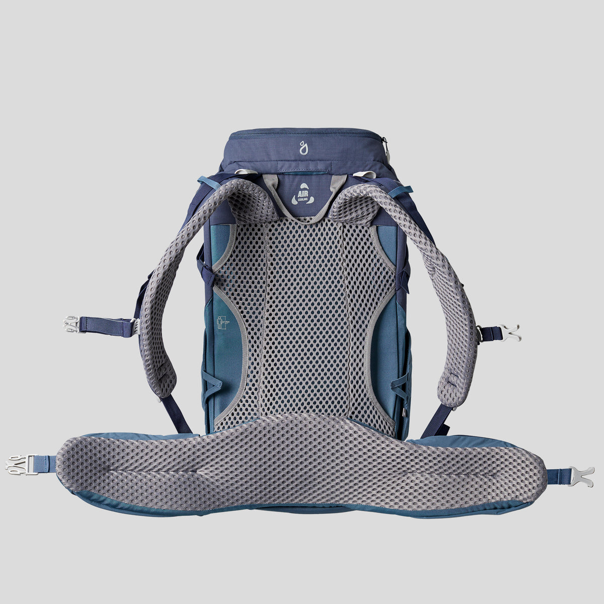 Quechua Mountain Walking 30 L Backpack MH500