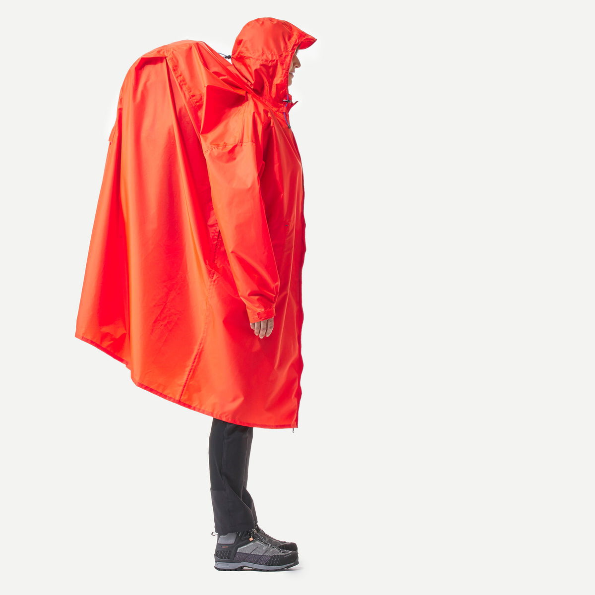 Quechua Hiking Rain Poncho - MT900 - 75L - Red 