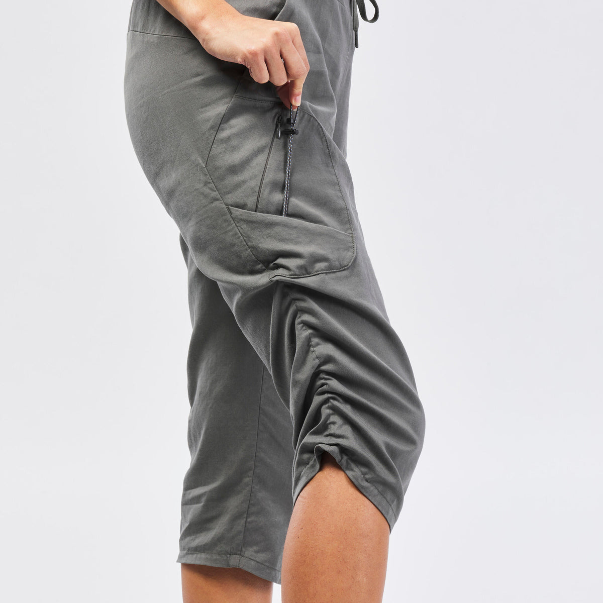 Quechua Women's Cropped Hiking Trousers 