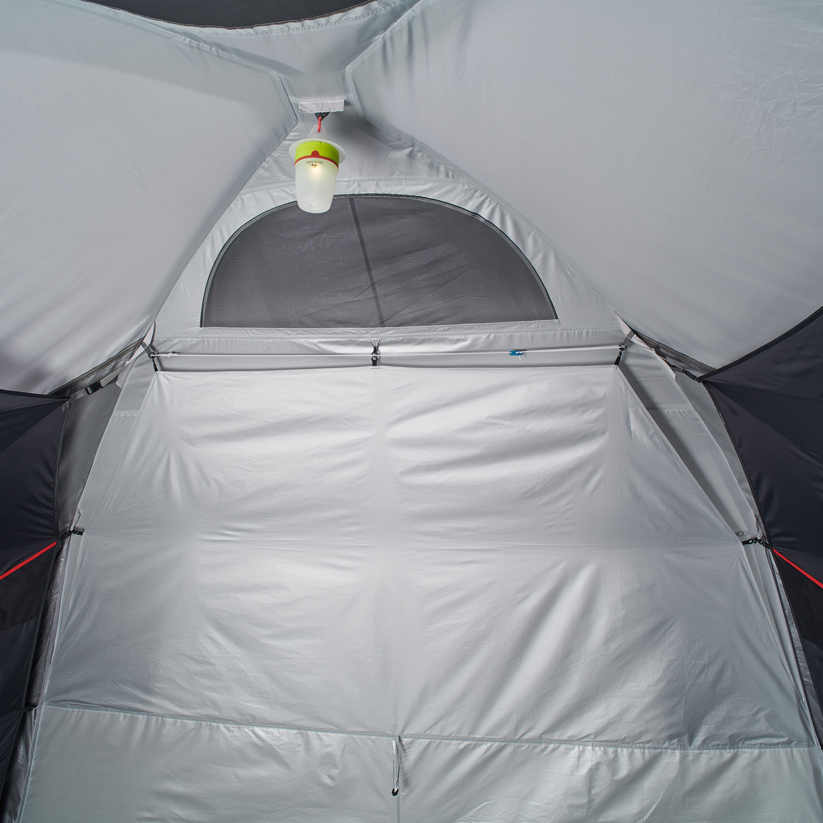 Quechua 8 Man Inflatable Blackout Tent 