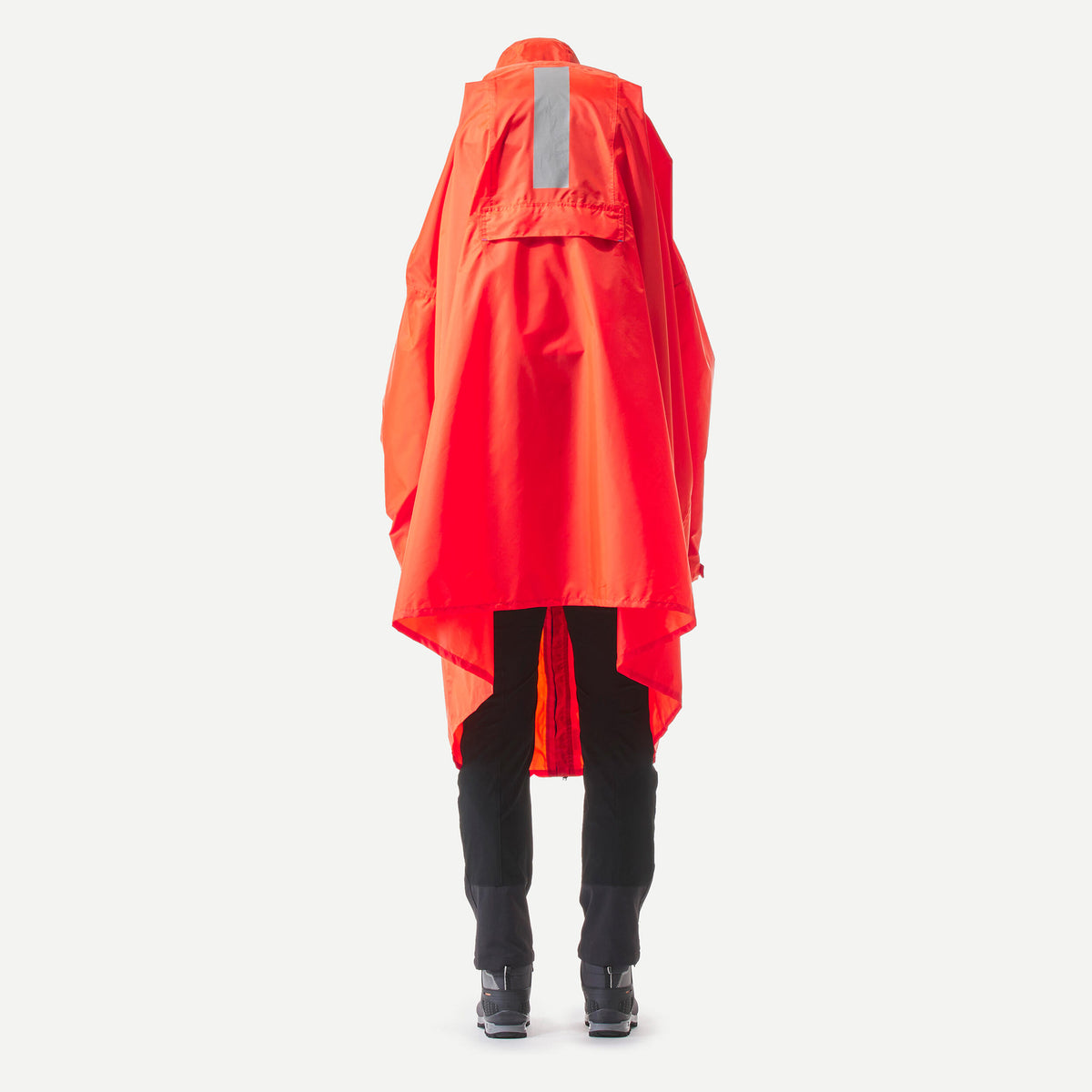Quechua Hiking Rain Poncho - MT900 - 75L - Red 