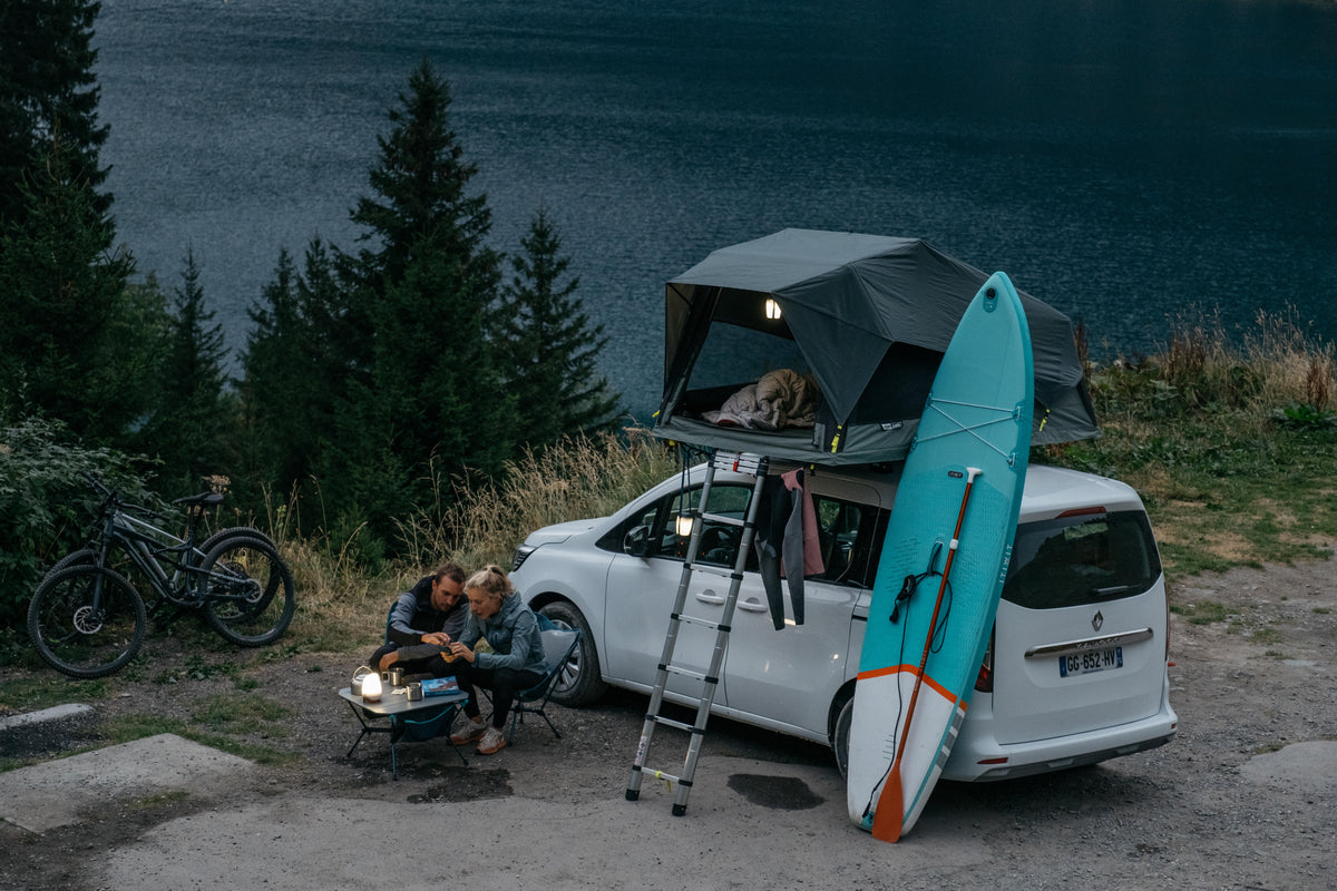 Quechua INFLATABLE ROOF TENT MH900 FRESH & BLACK 2 PERSON