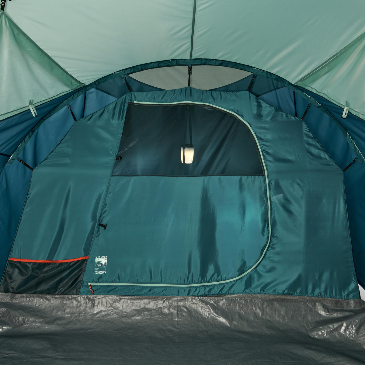 Quechua 6 Man Tent With Poles - Arpenaz 6.3