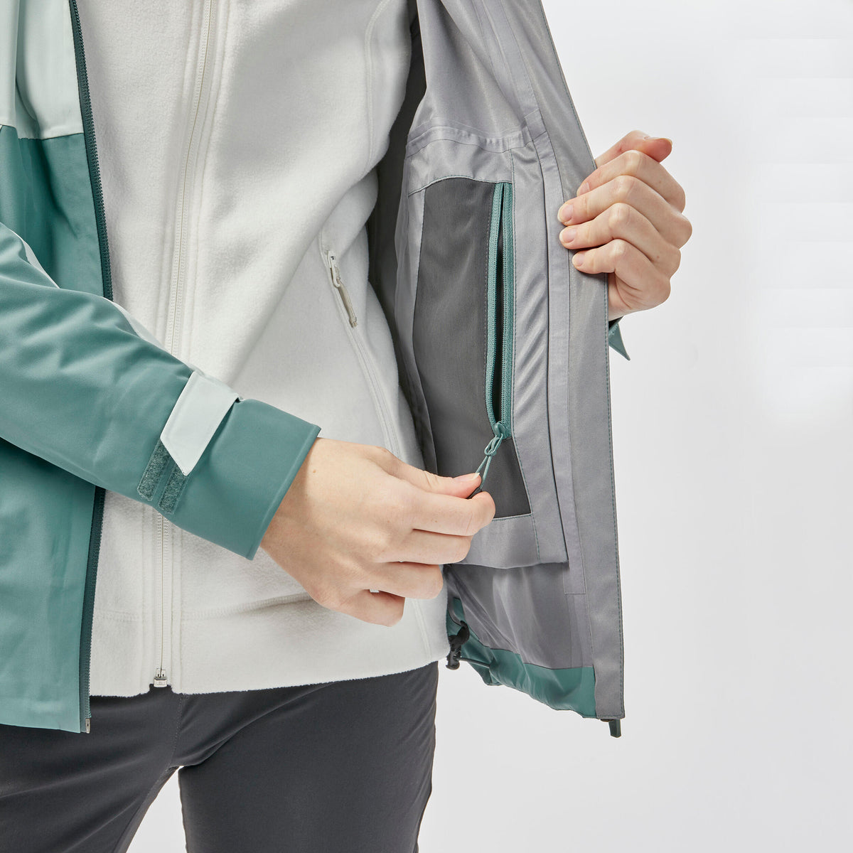 Quechua Women's Waterproof Mountain Walking Jacket 
