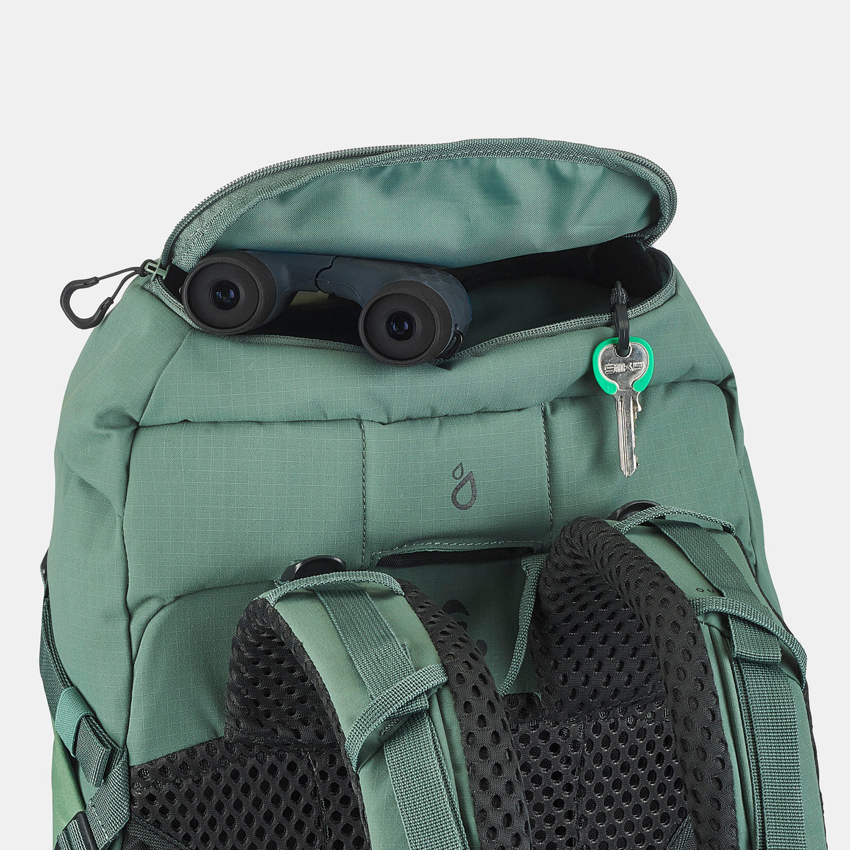 Quechua Mountain Walking 30 L Backpack MH500