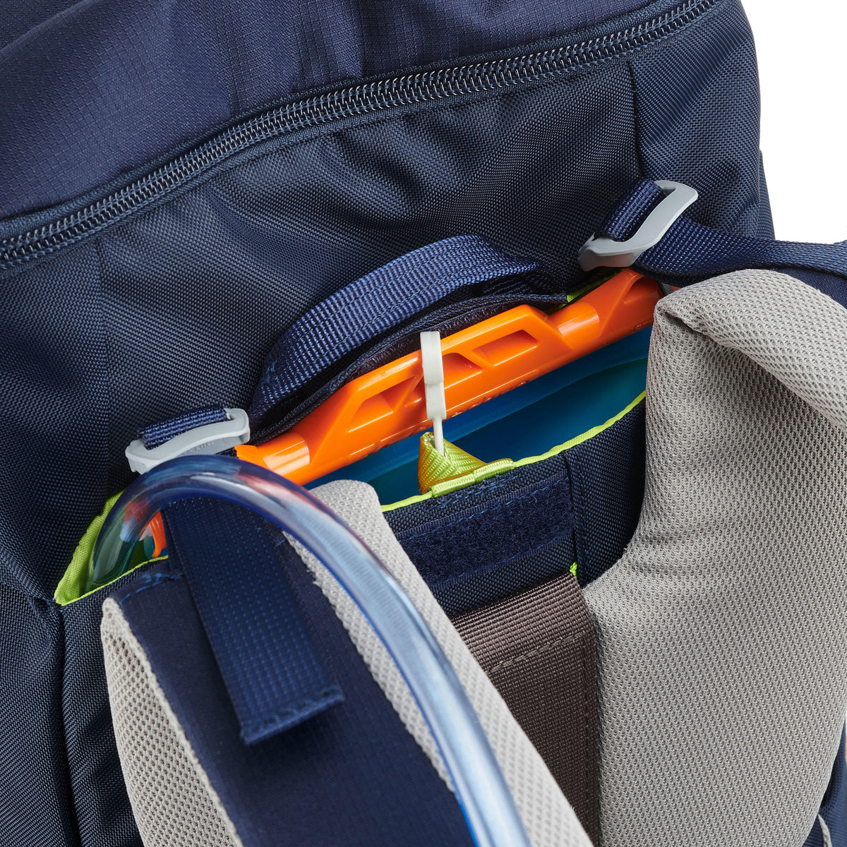 Quechua Children's Hiking 28 L Backpack MH500