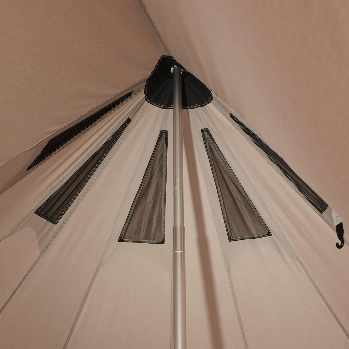 Quechua 5 Man Teepee Tent 