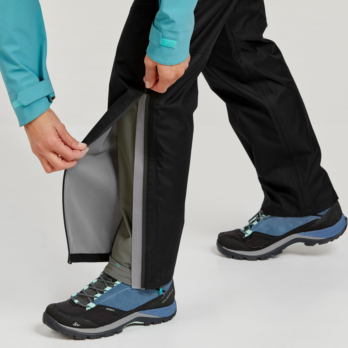 Quechua Women’s Waterproof Mountain Walking Over-Trousers 