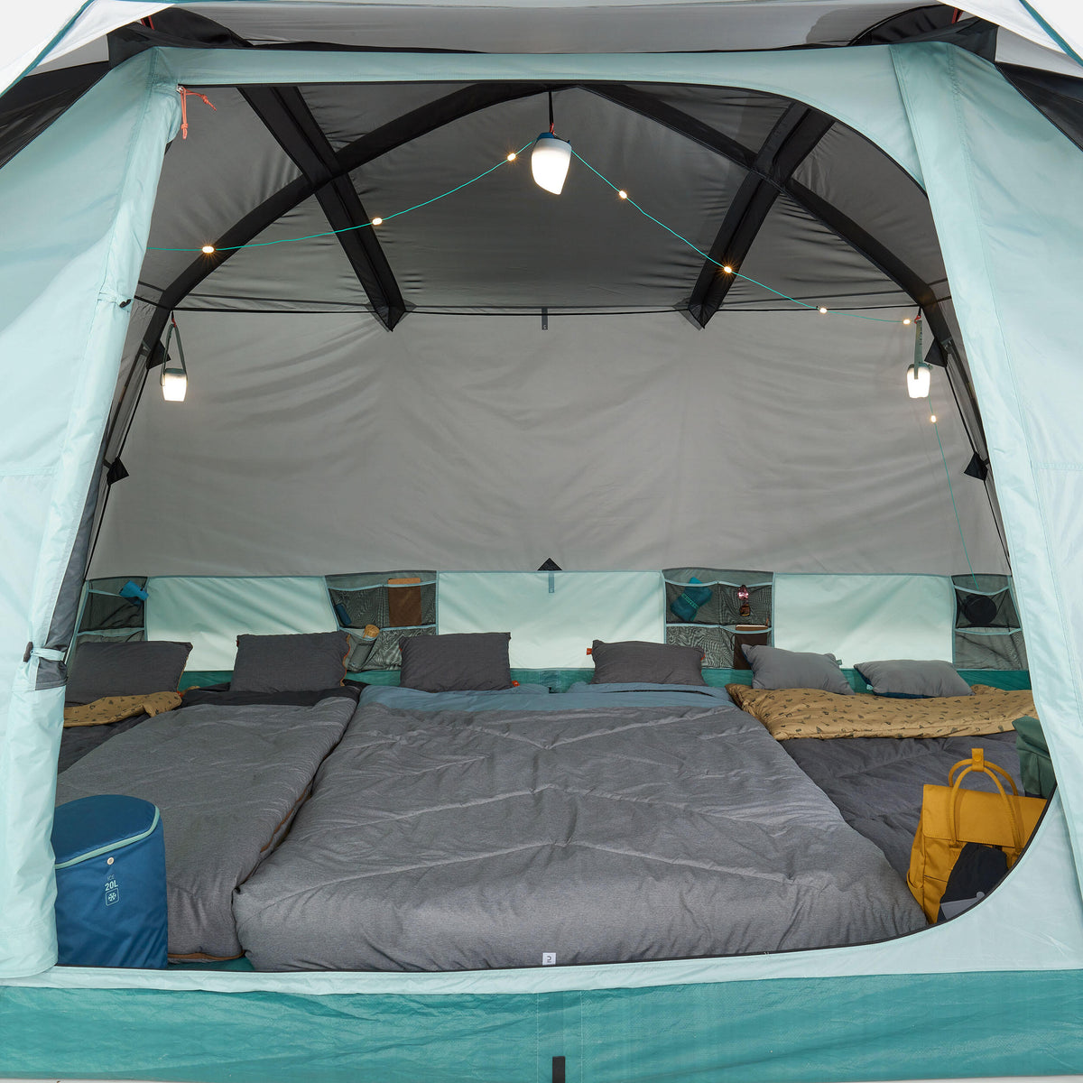 Quechua 6 Man Tent With Poles 